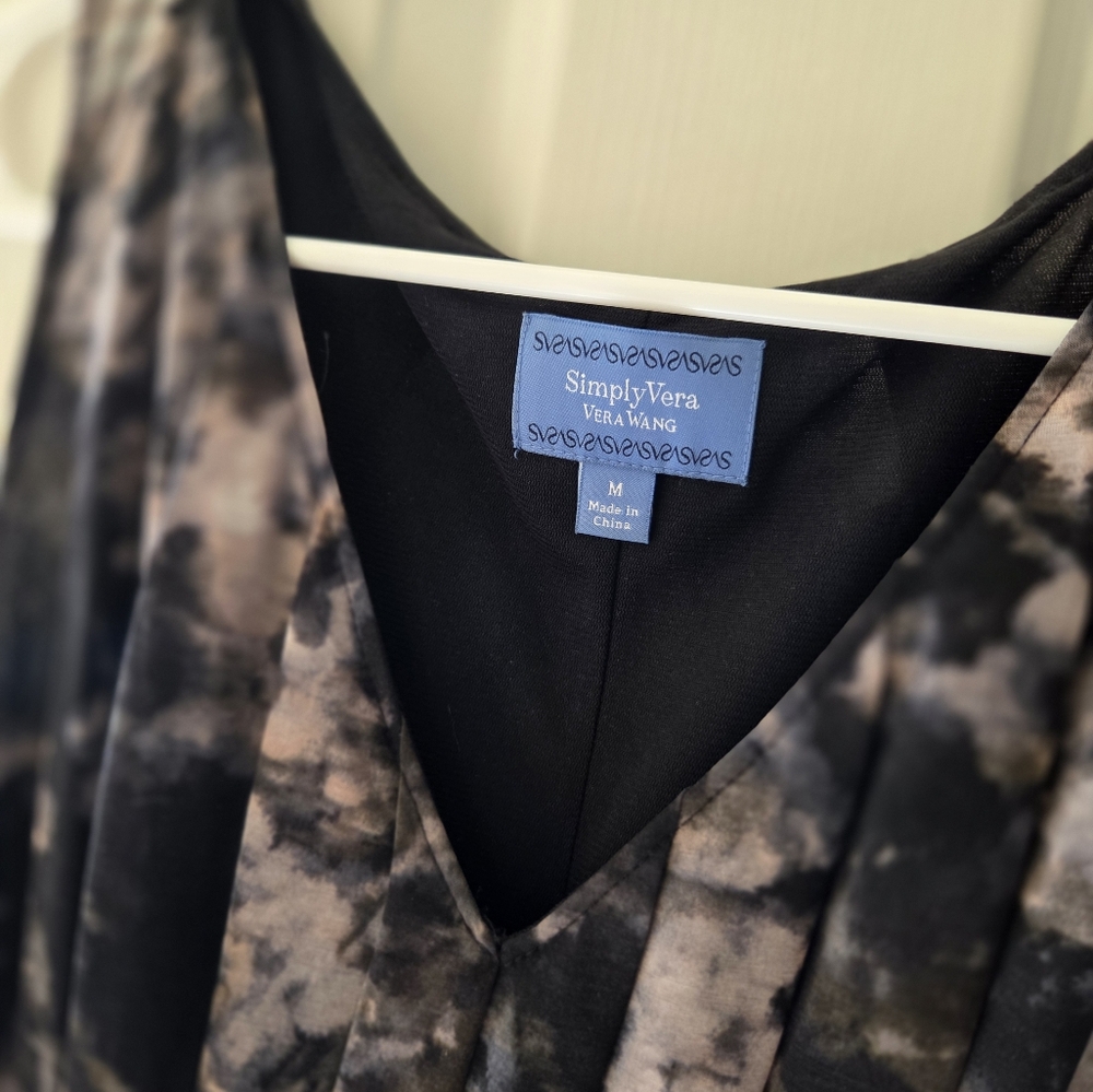 Vera Wang Black and Gray Patterned Dress